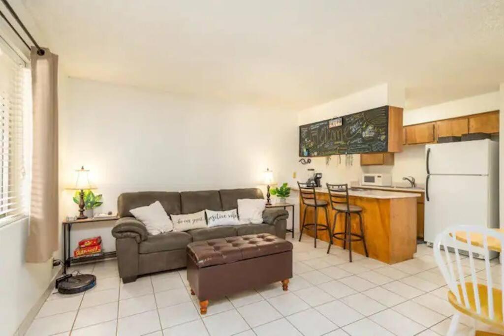 Pool King Lake Suite-Walk To Dt & Lake! Lake Havasu City Bagian luar foto